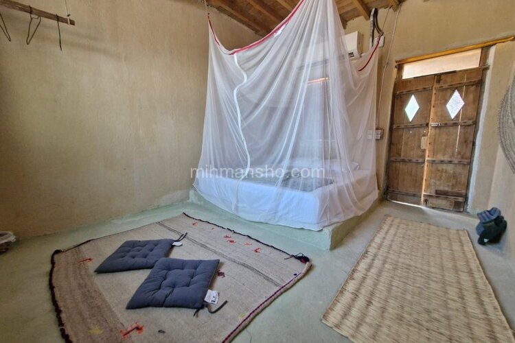 اتاق نظر در اقامتگاه بومگردی در قشم