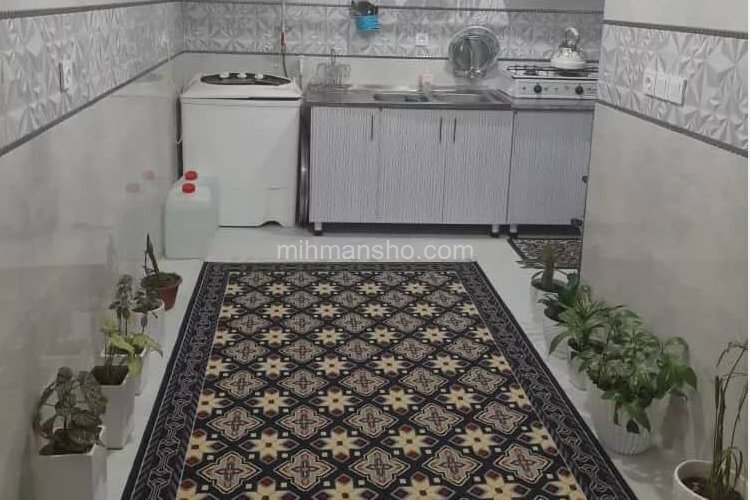 واحد در طبقه اول ویلا رامیان