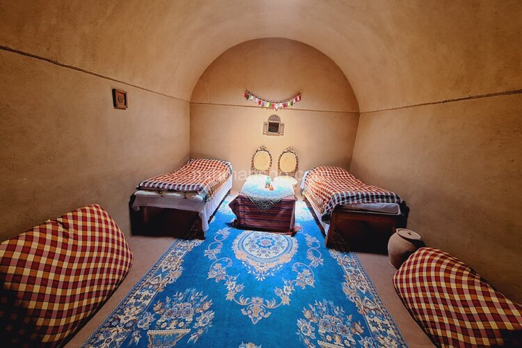 اتاق(هوا) اقامتگاه بوم گردی در میبد