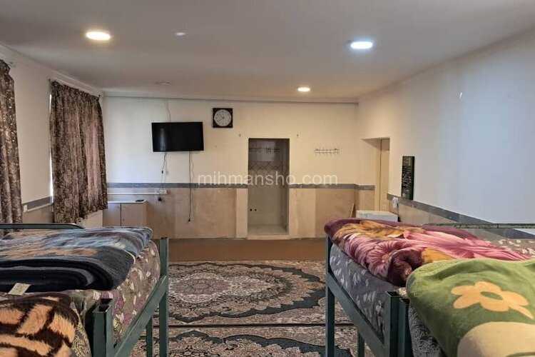 اتاق سنتی در اقامتگاه بومگردی آمل