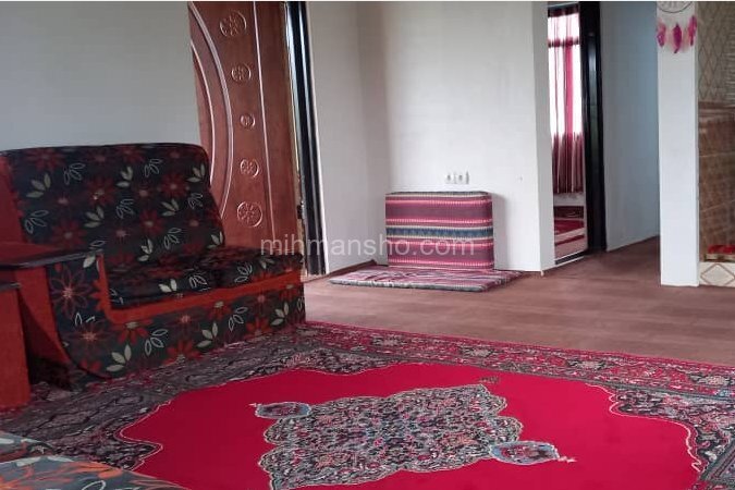 واحد تکخواب در طبقه ی دوم اقامتگاه بومگردی تنکابن