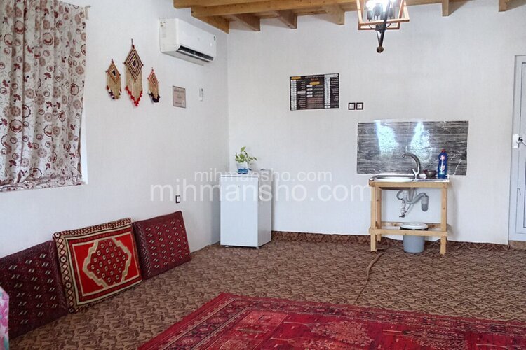 اتاق وارش طبقه اول در بوم گردی رشت