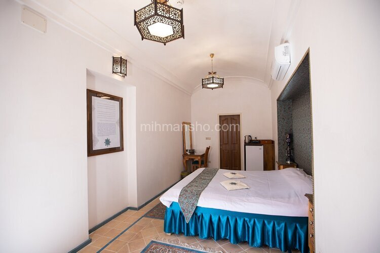 اتاق 2 نفره ترمه درهتل سنتی کاشان