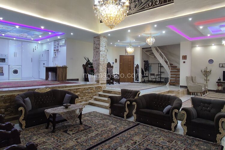 ویلا دوبلکس مبله سه خواب عمارت سبز در فومن