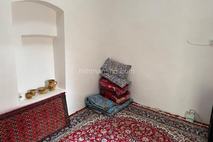 اتاق 12 متری 2 در اقامتگاه بومگردی گناباد
