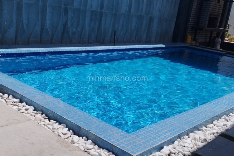 ویلا دوخواب استخردار زنبق در چهارباغ