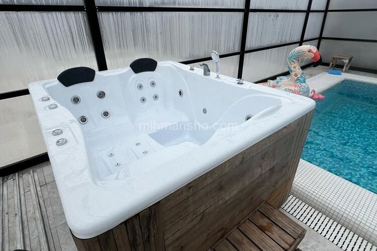 سوئیت ویلا استخردار فردوس در بندرانزلی