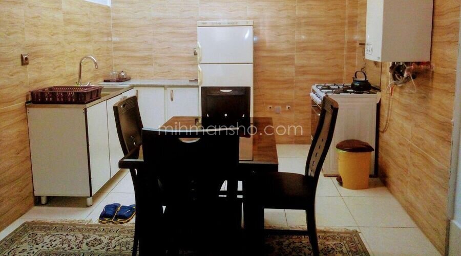آپارتمان مبله تکخواب همکف در همدان