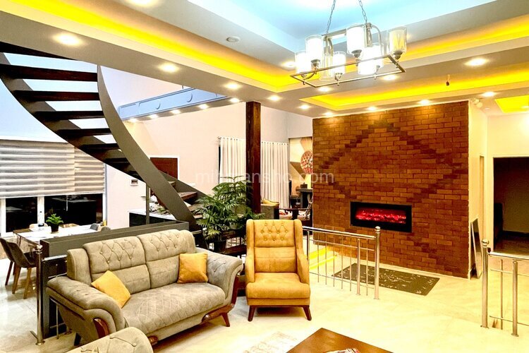 ویلا دوبلکس مبله دوخواب مریال در چهارباغ