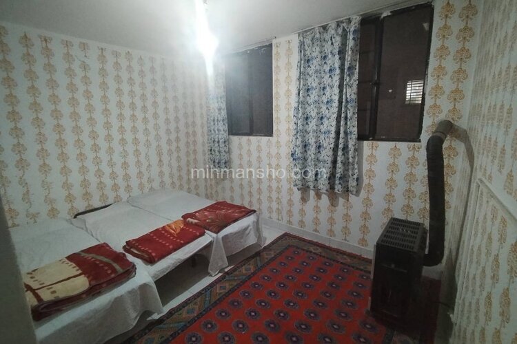 اتاق سه تخته مستر اقتصادی در مسافرخانه مشهد