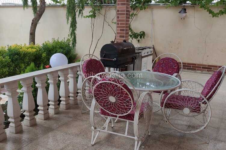 باغ ویلا استخردار آرسان در شهرک اقدسیه