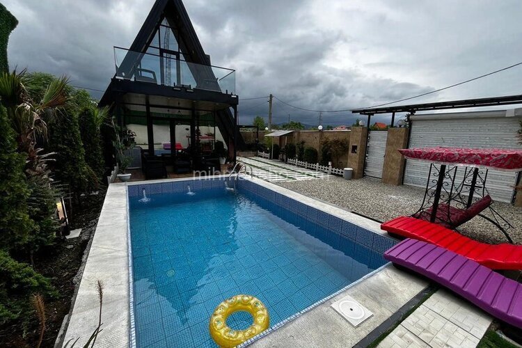 کلبه سوئیسی استخردار سیمبا در رامسر