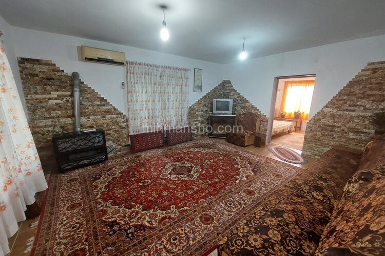 واحد دوخواب در طبقه همکف ویلا یگانه عباس آباد