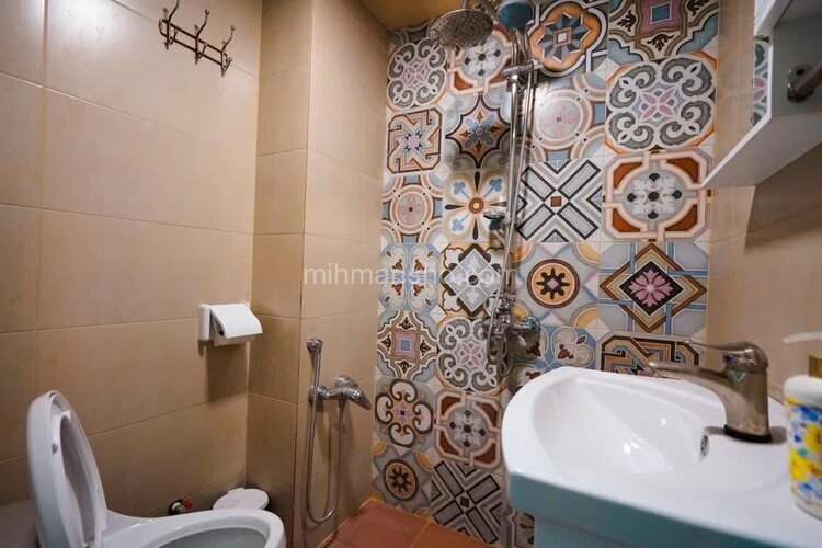 اتاق دونفره شیرین در اقامتگاه بومگردی اصفهان