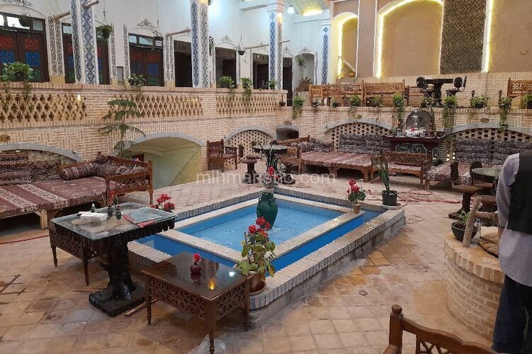 اتاق 1008 در اقامتگاه بومگردی بیدگل