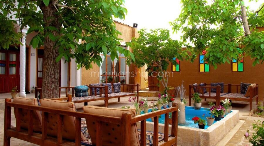 اتاق بی بی سید در اقامتگاه  بومگردی در فارس
