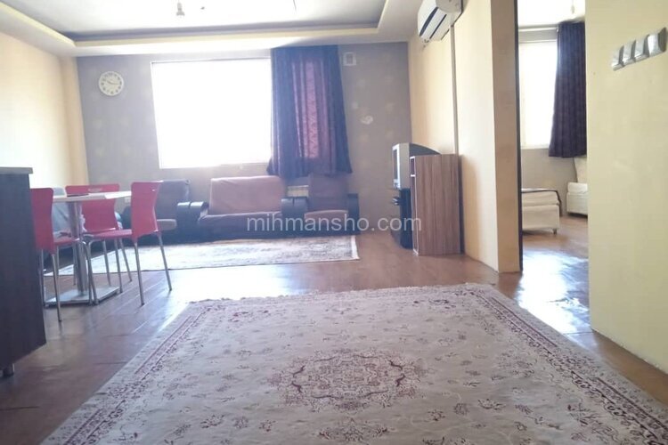 آپارتمان دو خواب هوشنگ ابتهاج در مشهد
