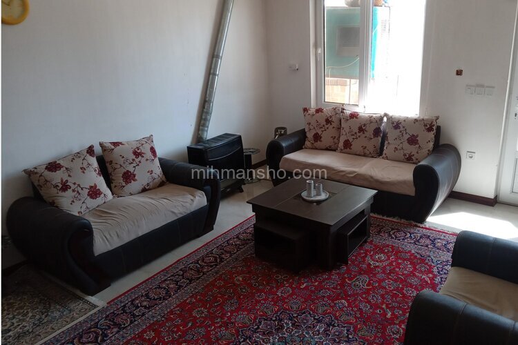 باغ ویلا استخردار آبگرم تکخواب چناران در کردان