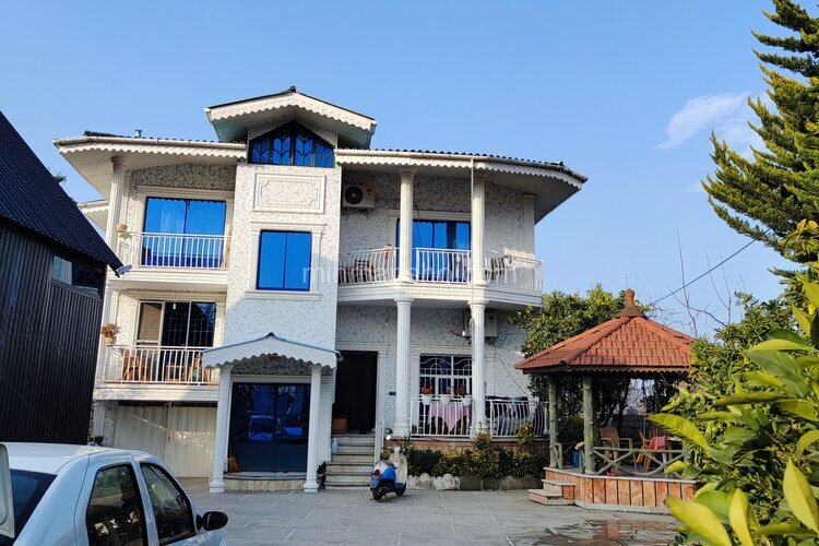 واحد طبقه اول ویلا در رامسر