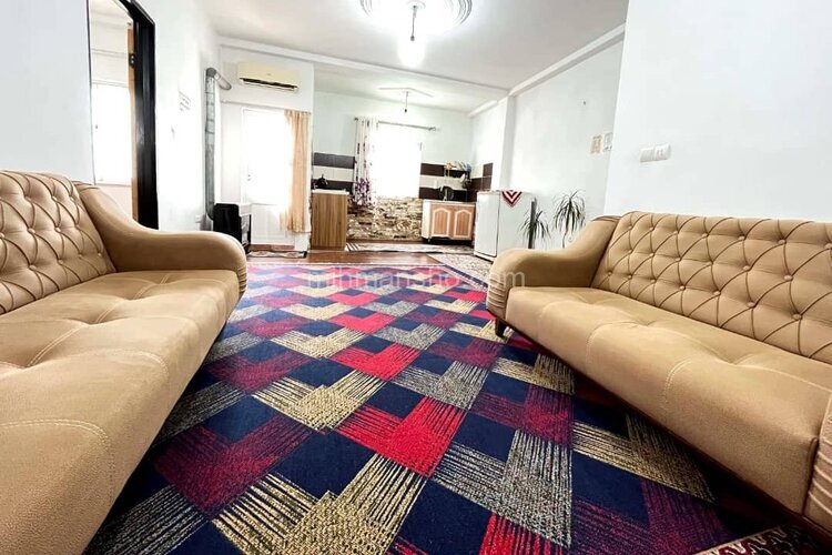 واحد بهار 4 در طبقه اول ویلا چالوس