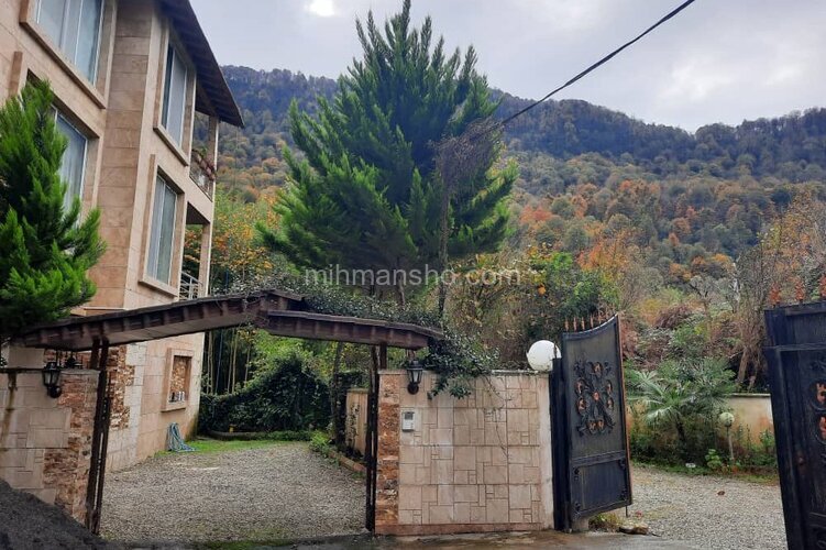 واحد مبله دوخواب در طبقه اول ویلا در چالوس