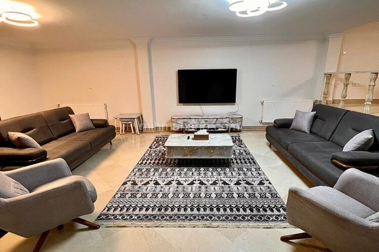 آپارتمان مبله سه خواب در سعادت آباد