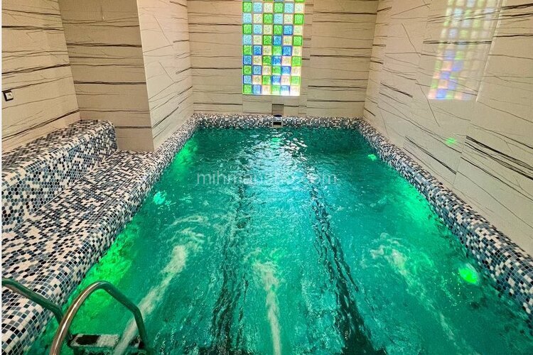 کلبه دوبلکس استخردار سه خواب در اسالم