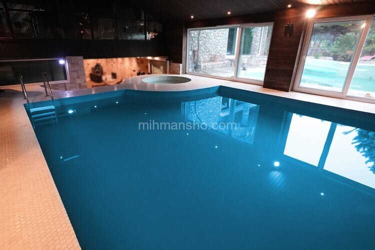 ویلا ساحلی استخردار چهار خواب در نور