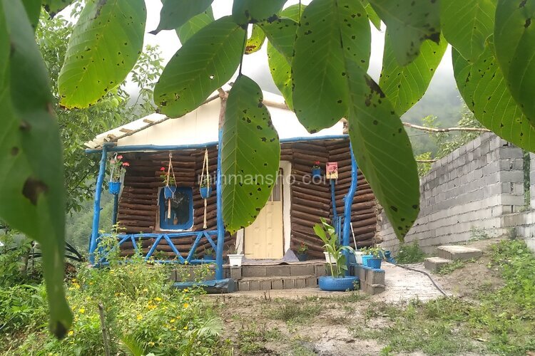 کلبه کاهگلی مبله باران در چمستان