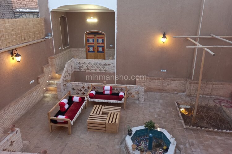 اتاق بانوچ در اقامتگاه بومگردی کاشان