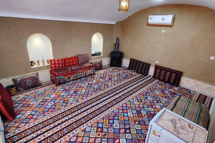 واحد 25 متری در اقامتگاه بوم گردی در طبس
