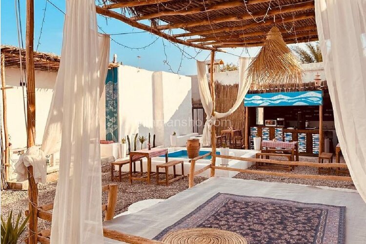 واحد 5 دهخدا در اقامتگاه بومگردی قشم