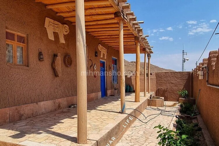 واحد تکخواب سلما در اقامتگاه بومگردی جلفا