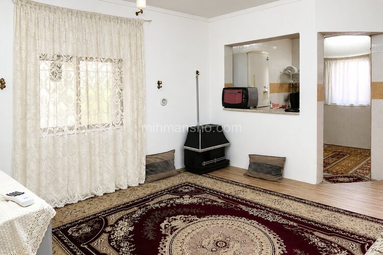 واحد مبله تکخواب طبقه همکف ویلا در علی آباد