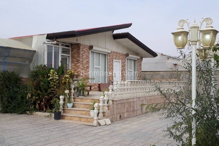 ویلای تک خواب استخردار الوند در چهارباغ