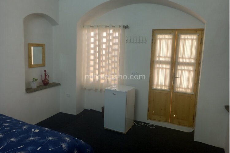 اتاق فرخ بانو در اقامتگاه بومگردی کاشان