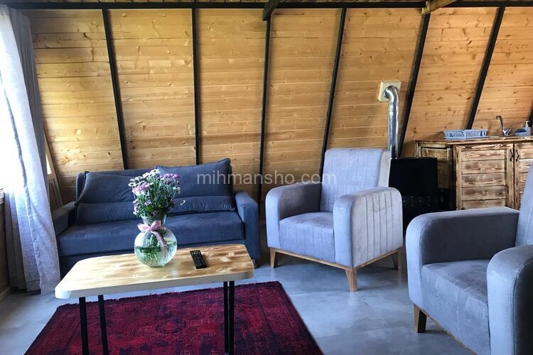 کلبه سوئیسی دوبلکس تکخواب چوبین سبز در نشتارود