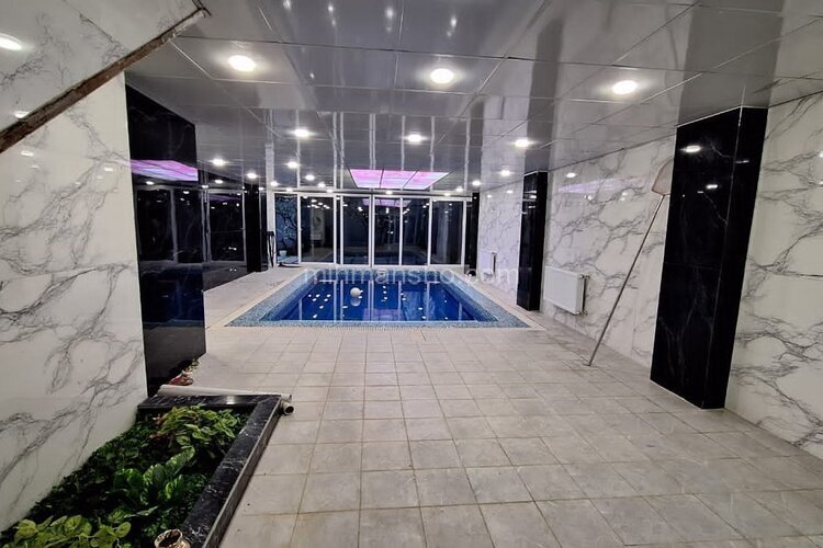 ویلا دوبلکس استخردار سه خواب رز 1 در کردان