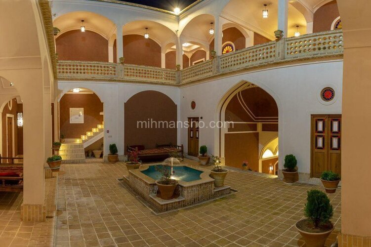 اتاق 2 نفره 201 در هتل سنتی کاشان