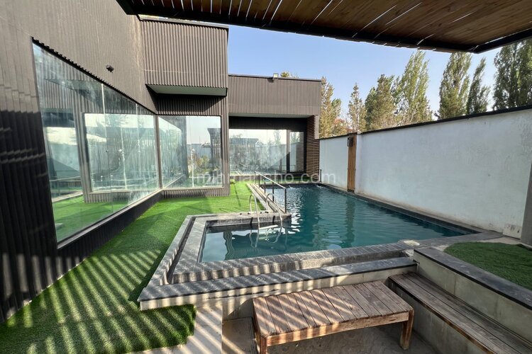 ویلا دوبلکس استخردار دوخواب مشکی در کردان