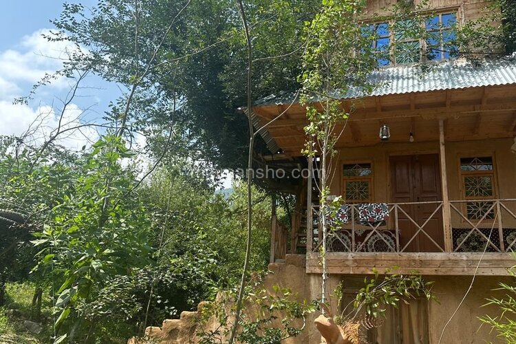 کلبه دوبلکس جنگلی تکخواب درختی جهان در کیاده ساری