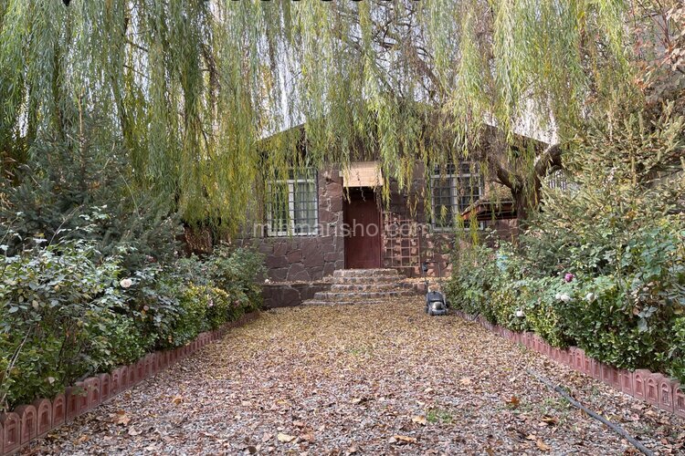 خانه ویلایی تکخواب استخردار در کردان