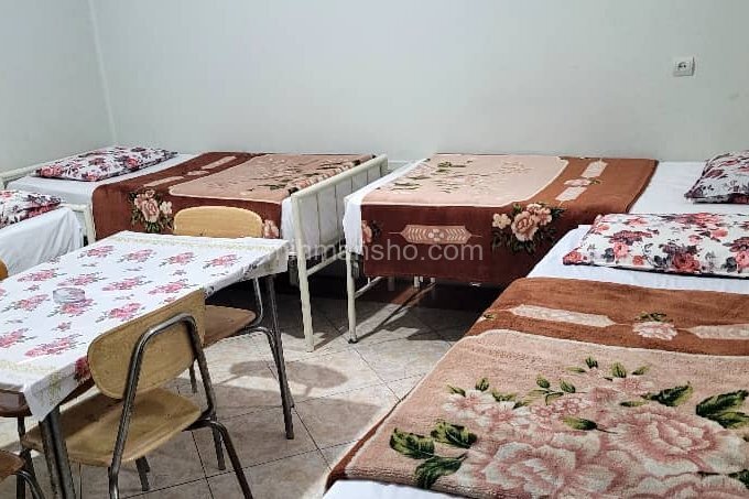 اتاق 5 تخته بدون سرویس در میهمانپذیر تبریز