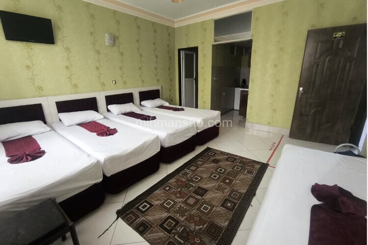 اتاق چهار تخت نیکداد در هتل آپارتمان مشهد