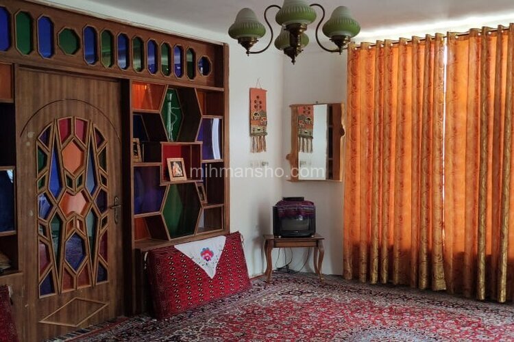 واحد تکخواب چهل گیسو در اقامتگاه بومگردی گرگان