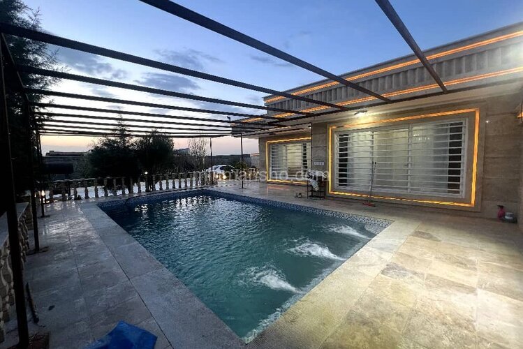 باغ ویلا تکخواب در چهارباغ