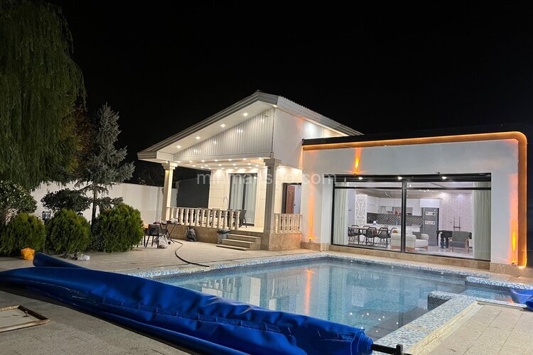 ویلا استخر آبگرم دوخواب ارغوان در چهارباغ