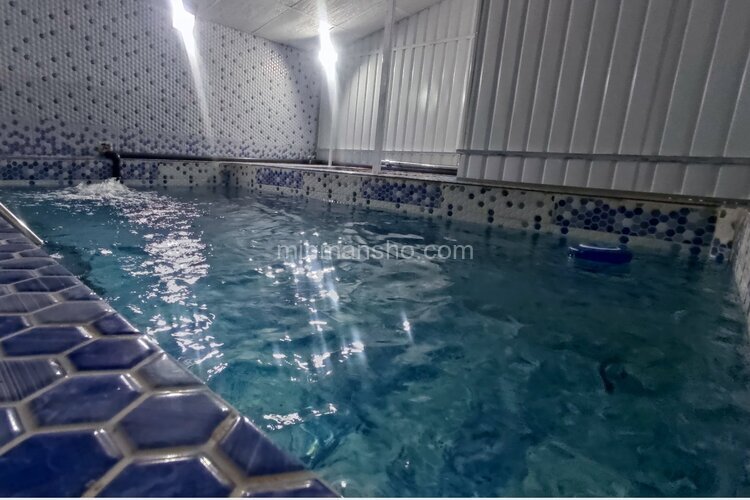 سوئیت استخردار 1 در طبقه اول ویلا در خرم آباد