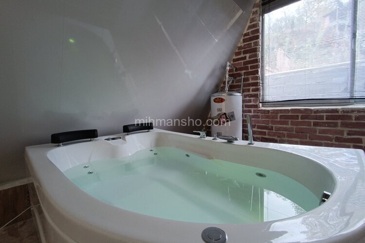 کلبه ماه سو 2 جنگلی در سواد کوه