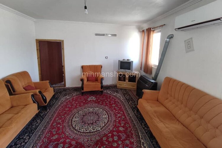 واحد در طبقه سوم ویلا بوم سر شیرگاه